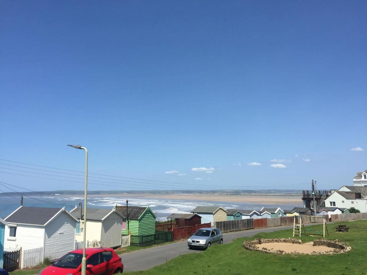 Deluxe Lundy View Villa With Sea Views ウエストワード・ホー エクステリア 写真